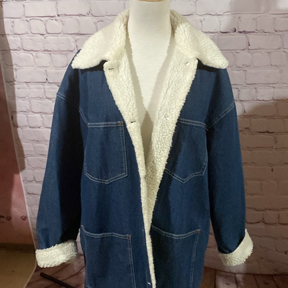 Faux shearlings denim jacket - Picture 4 of 6
